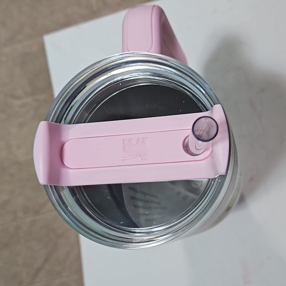 Stanley 40 oz Stainless Steel H2.0 flows tates Quencher Tumbler Watercolor Tulle - Picture 5 of 9